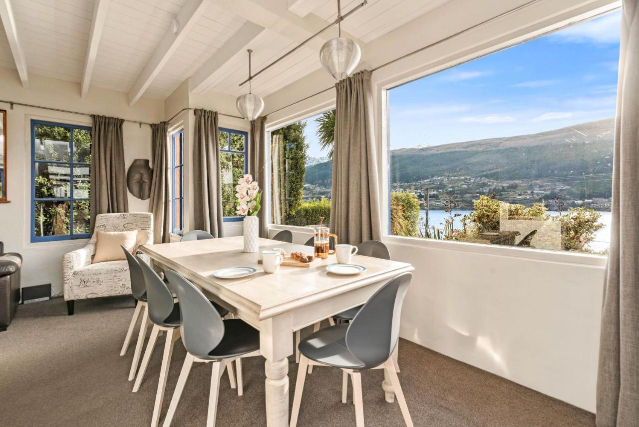 Sunny Lakeview Villa Queenstown Buitenkant foto